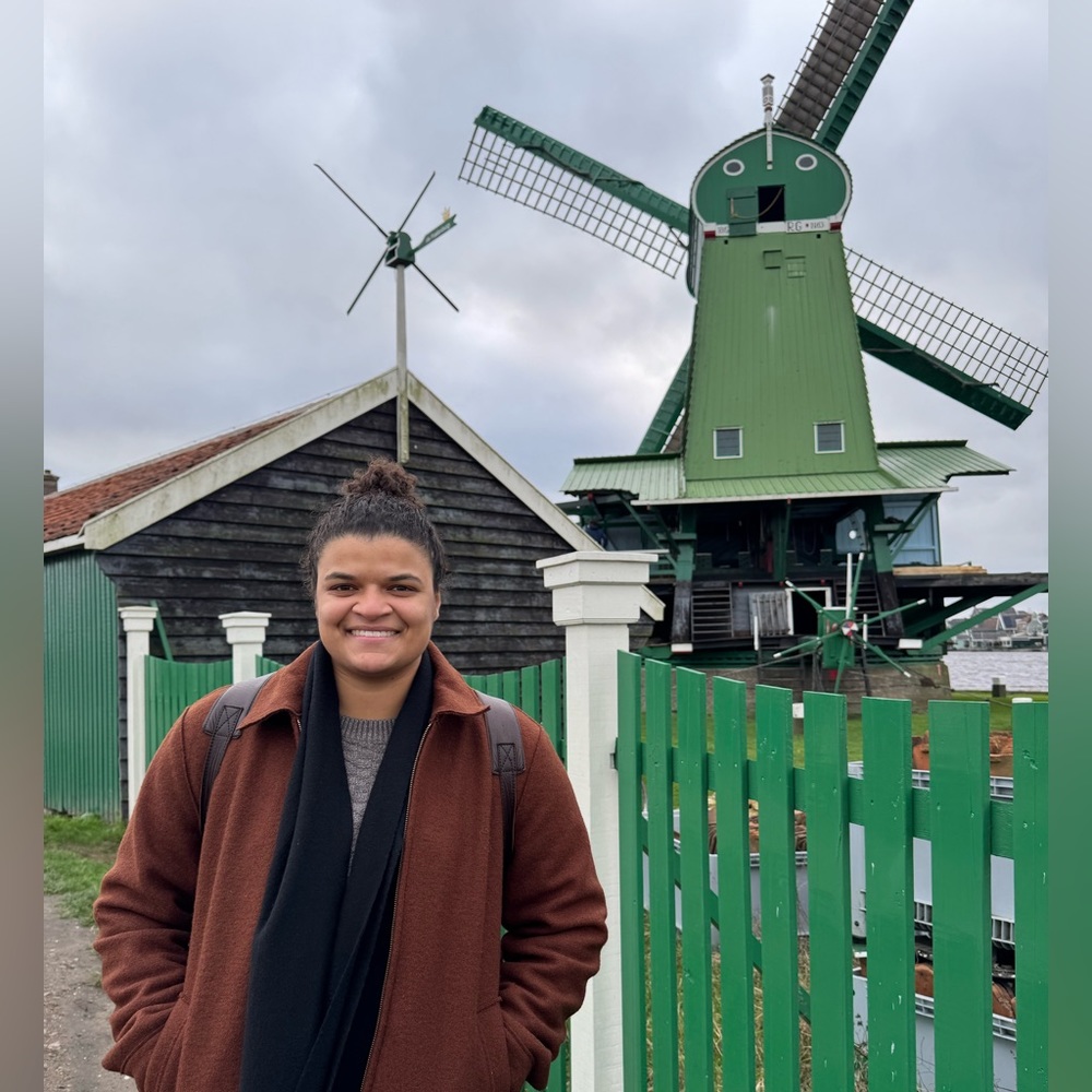 Meet your Posher, Cam